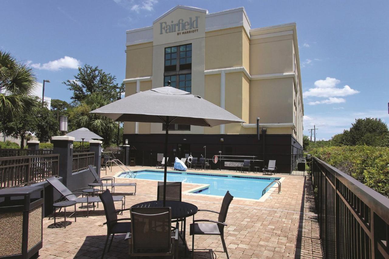 Fairfield Inn & Suites By Marriott Charleston Airport/Convention Center Exterior photo